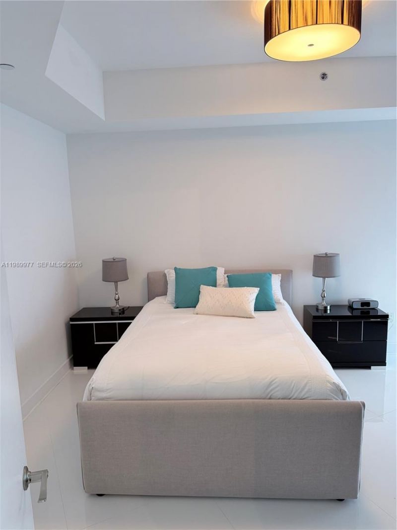 15811 Collins Ave , Unit 1803, Sunny Isles Beach, FL 33160 Photo