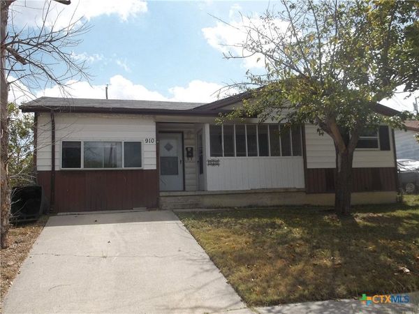 910 San Antonio Street , Killeen, TX 76541
