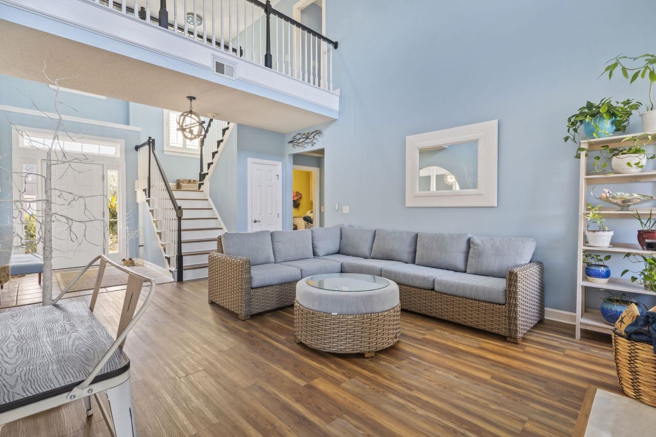 20 Deacon Dr. Photo 11