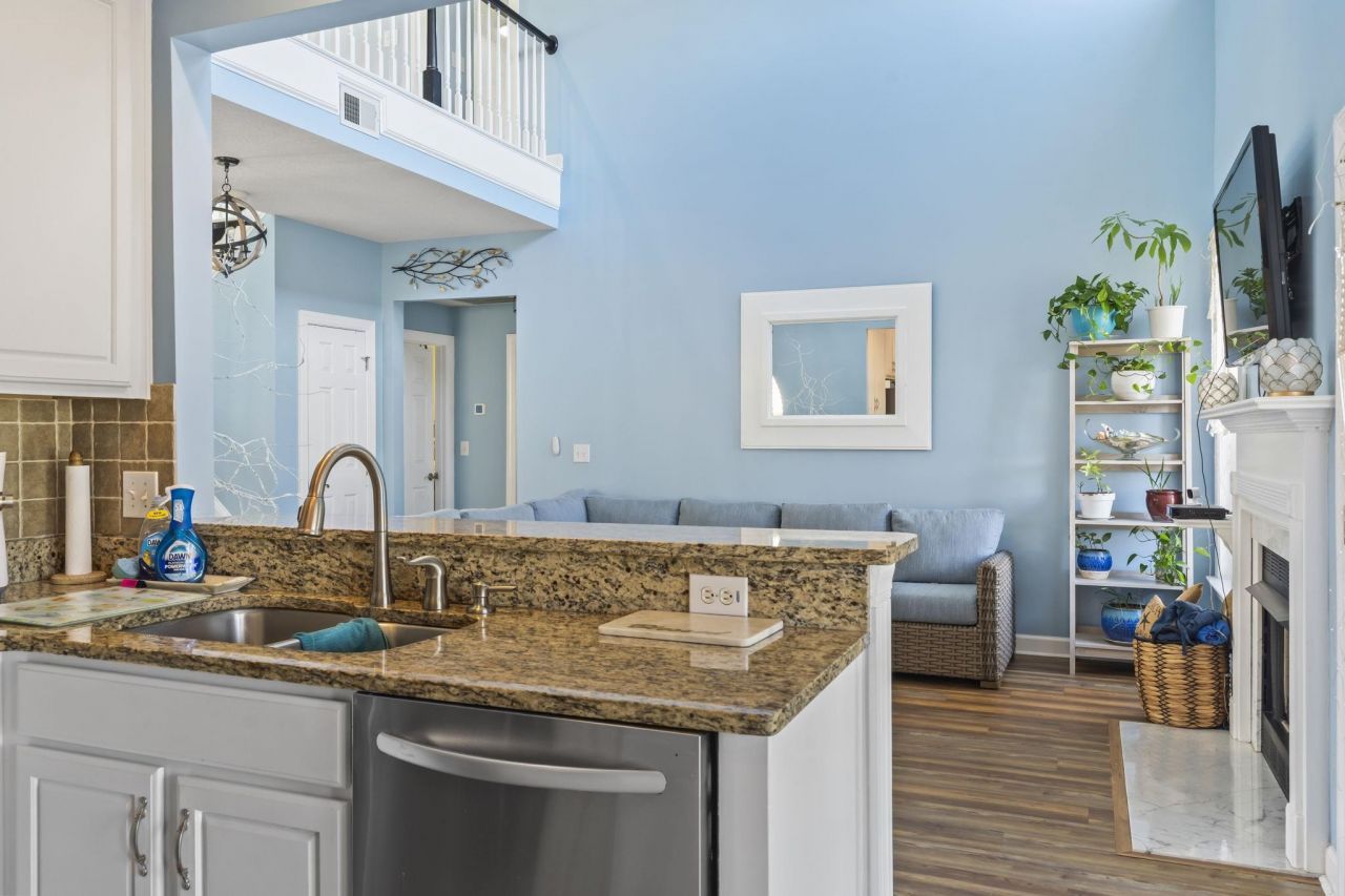 20 Deacon Dr. Photo 17