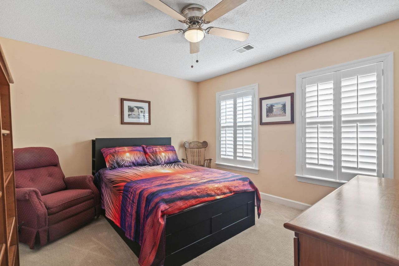 20 Deacon Dr. Photo 30