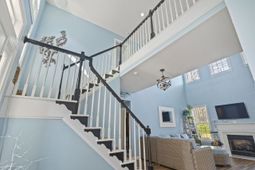 20 Deacon Dr. photo 4