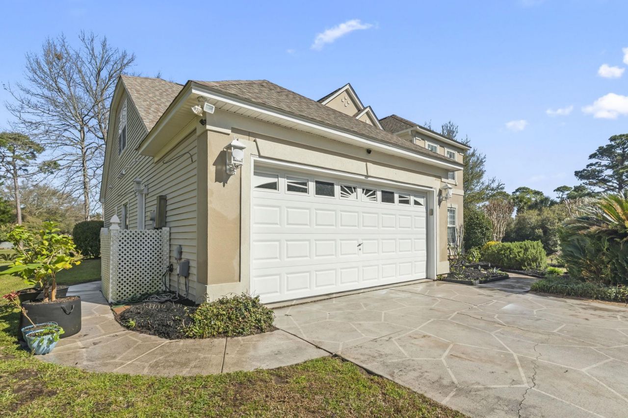 20 Deacon Dr. Photo 42