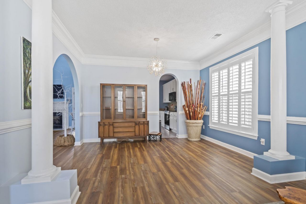 20 Deacon Dr. Photo 6