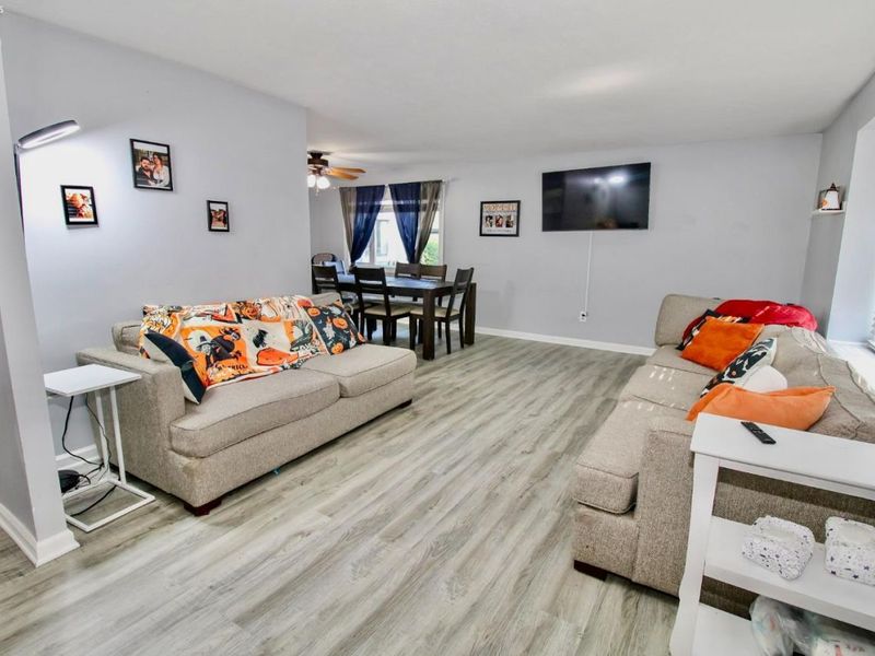 3117 E Bayview Lane, Sandusky, OH 44870 Photo 2