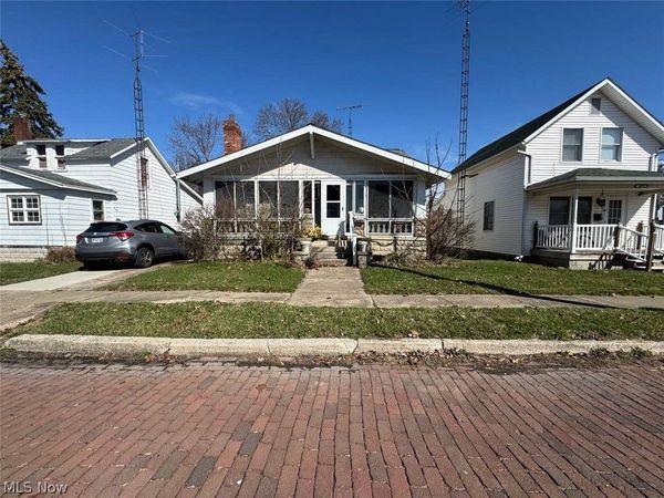 429 E 7th Street , Port Clinton, OH 43452