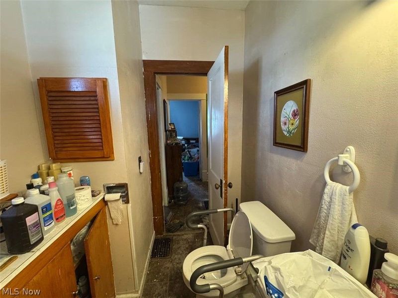 429 E 7th Street , Port Clinton, OH 43452 Photo 12