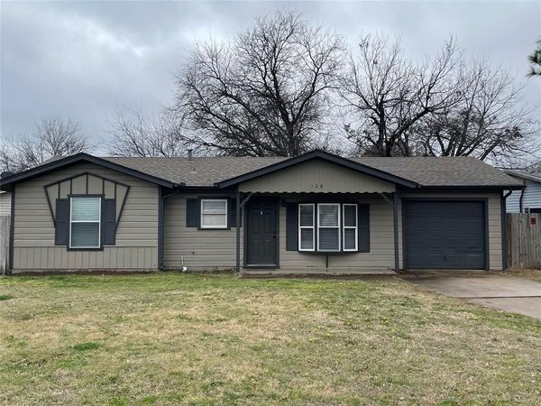 128 Cindy Lane , Burleson, TX 76028