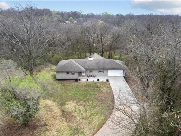 7235 Wallace Avenue, Kansas City, MO 64133