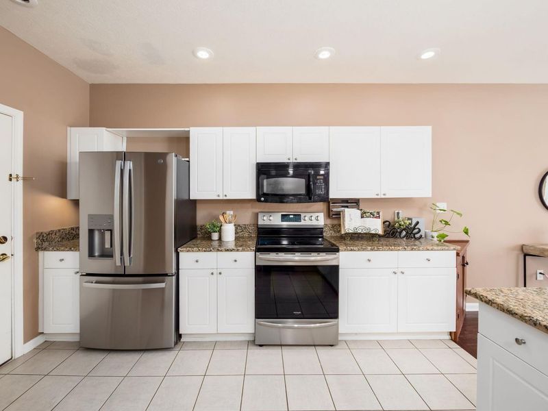 608 Spring Valley Drive, Lewis Center, OH 43035 Photo 10