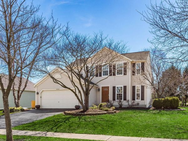 4413 Edgarton Drive , Grove City, OH 43123