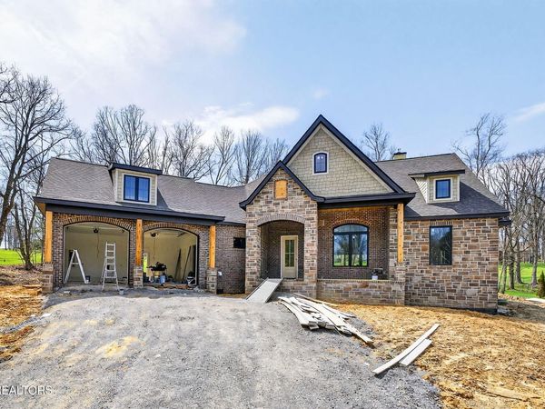 19 Bent Oak Lane, Crossville, TN 38558