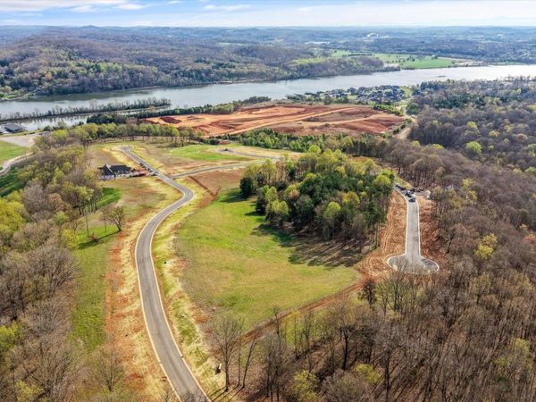 4080 Old Dogwood Tr, Loudon, TN 37774