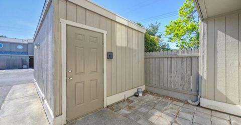 2413 Post Oak Ln, Sacramento, CA 95825 Photo