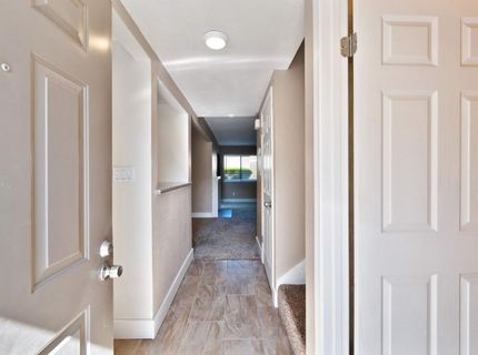 2413 Post Oak Ln, Sacramento, CA 95825 Photo