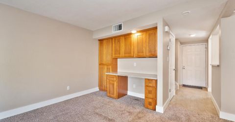 2413 Post Oak Ln, Sacramento, CA 95825 Photo