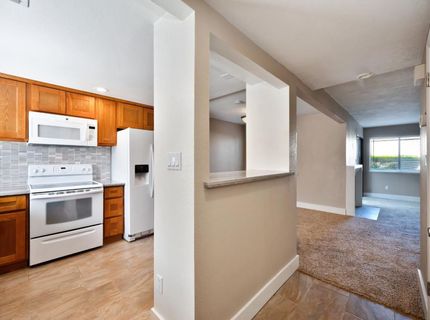 2413 Post Oak Ln, Sacramento, CA 95825 Photo