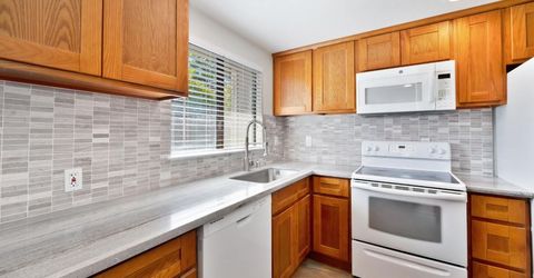 2413 Post Oak Ln, Sacramento, CA 95825 Photo