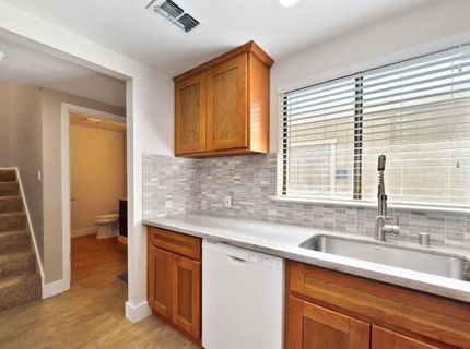 2413 Post Oak Ln, Sacramento, CA 95825 Photo