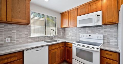 2413 Post Oak Ln, Sacramento, CA 95825 Photo