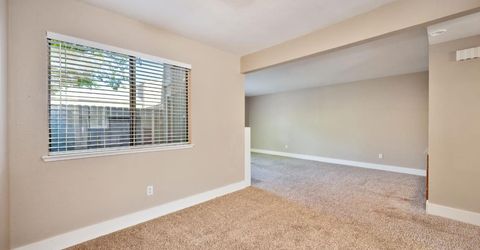 2413 Post Oak Ln, Sacramento, CA 95825 Photo