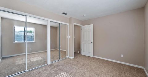 2413 Post Oak Ln, Sacramento, CA 95825 Photo