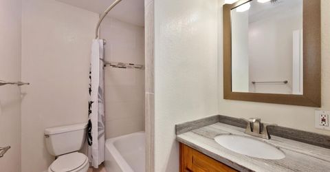 2413 Post Oak Ln, Sacramento, CA 95825 Photo