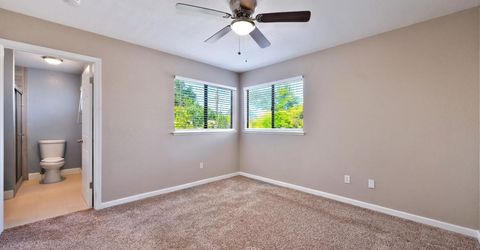 2413 Post Oak Ln, Sacramento, CA 95825 Photo