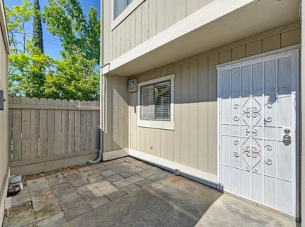 2413 Post Oak Ln, Sacramento, CA 95825 Photo