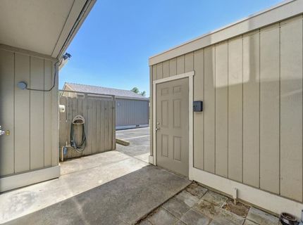 2413 Post Oak Ln, Sacramento, CA 95825 Photo