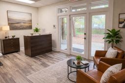 260 W Coleman Boulevard photo 4