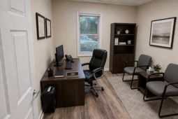 260 W Coleman Boulevard photo 4