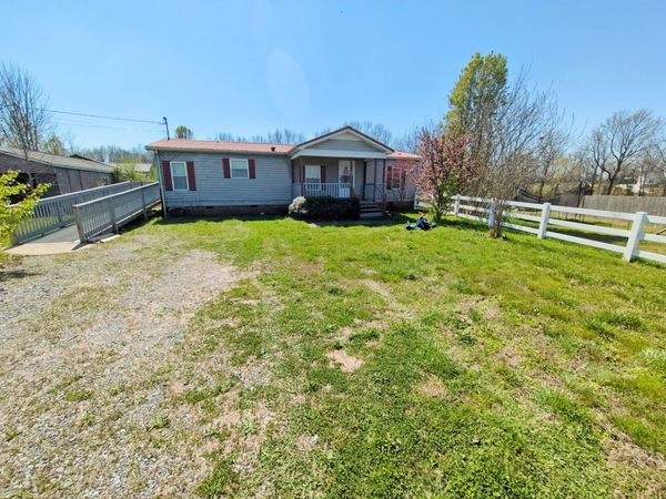 225 Prospect Rd , Fayetteville, TN 37334