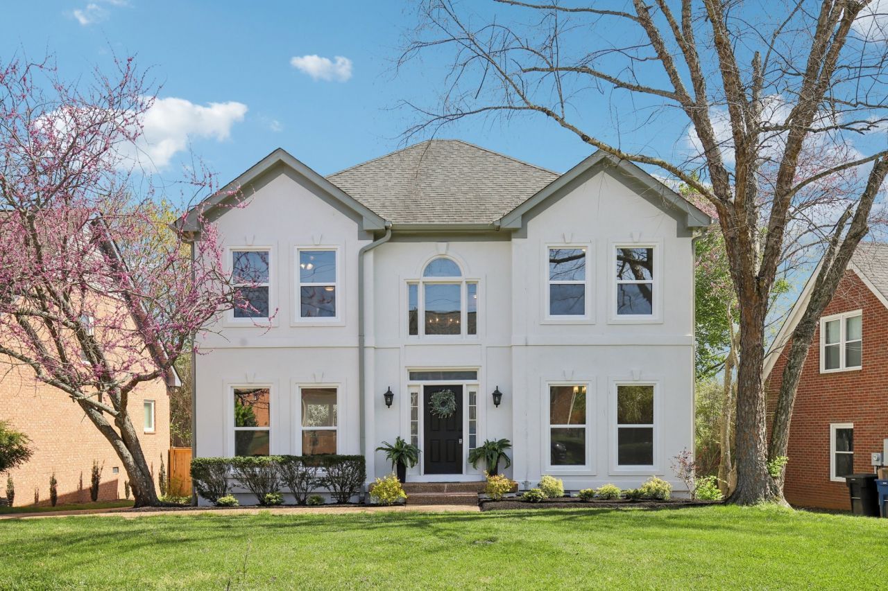 515 Forrest Park Cir, Franklin, TN 37064 Main Photo