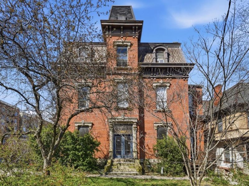 2605 Eden Avenue, Unit 4, Cincinnati, OH 45219 Photo 1