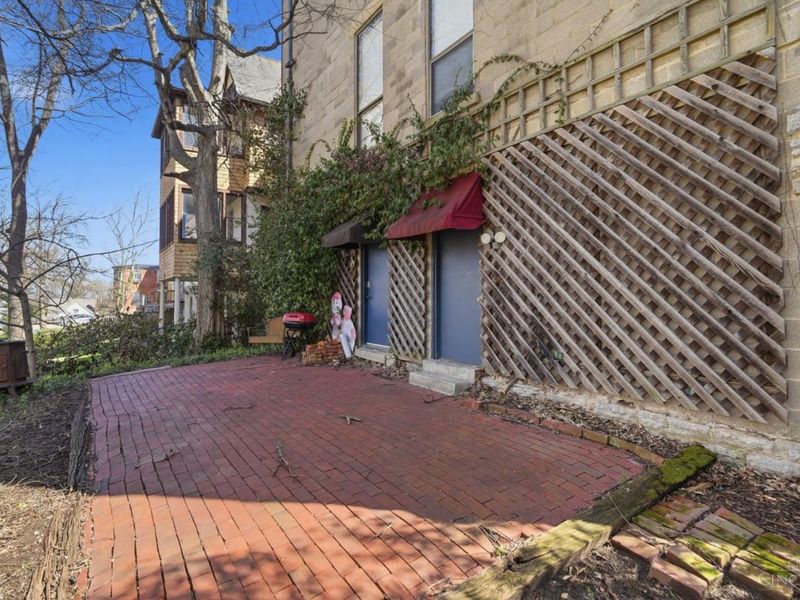 2605 Eden Avenue, Unit 4, Cincinnati, OH 45219 Photo 29