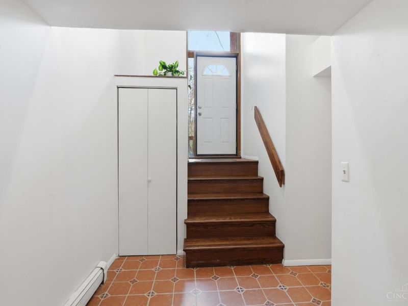 2605 Eden Avenue, Unit 4, Cincinnati, OH 45219 Photo 3