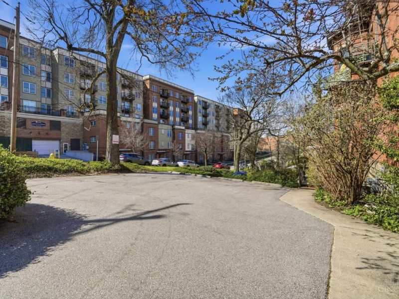 2605 Eden Avenue, Unit 4, Cincinnati, OH 45219 Photo 32
