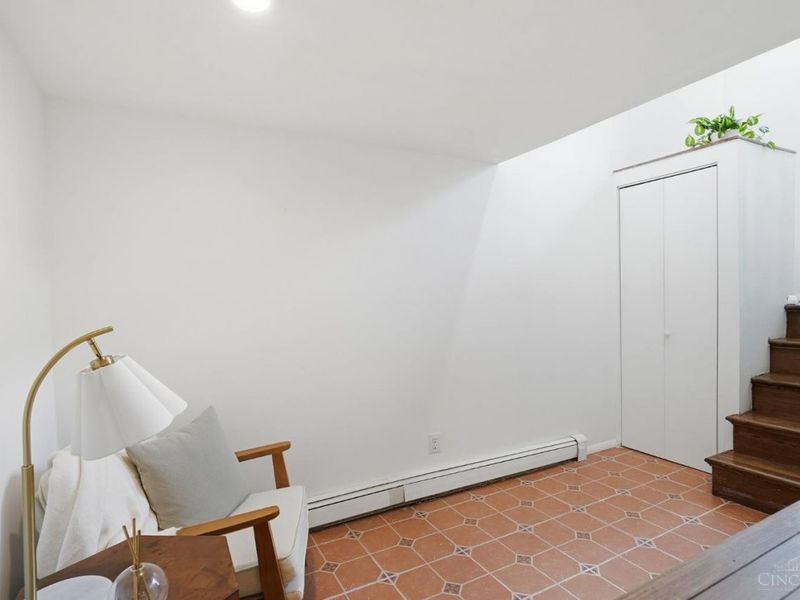 2605 Eden Avenue, Unit 4, Cincinnati, OH 45219 Photo 5