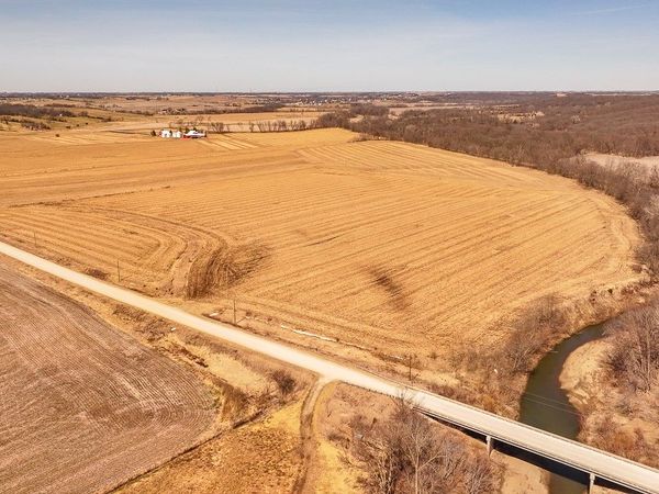 00 580th Street , Lacona, IA 50139