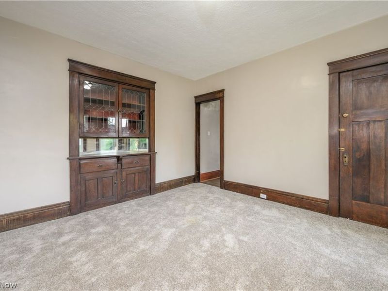 557 Weber Avenue, Akron, OH 44303 Photo 5