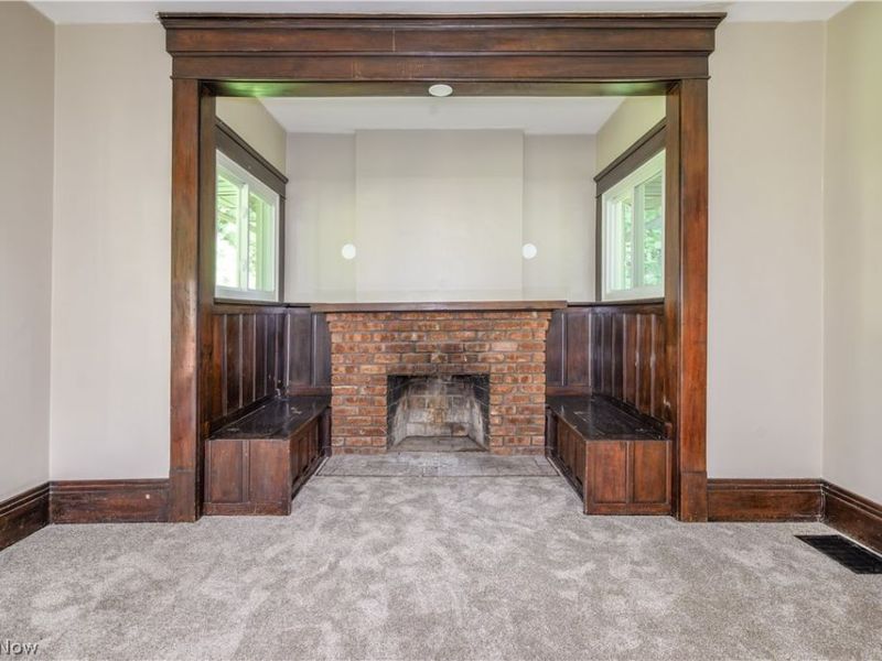 557 Weber Avenue, Akron, OH 44303 Photo 9