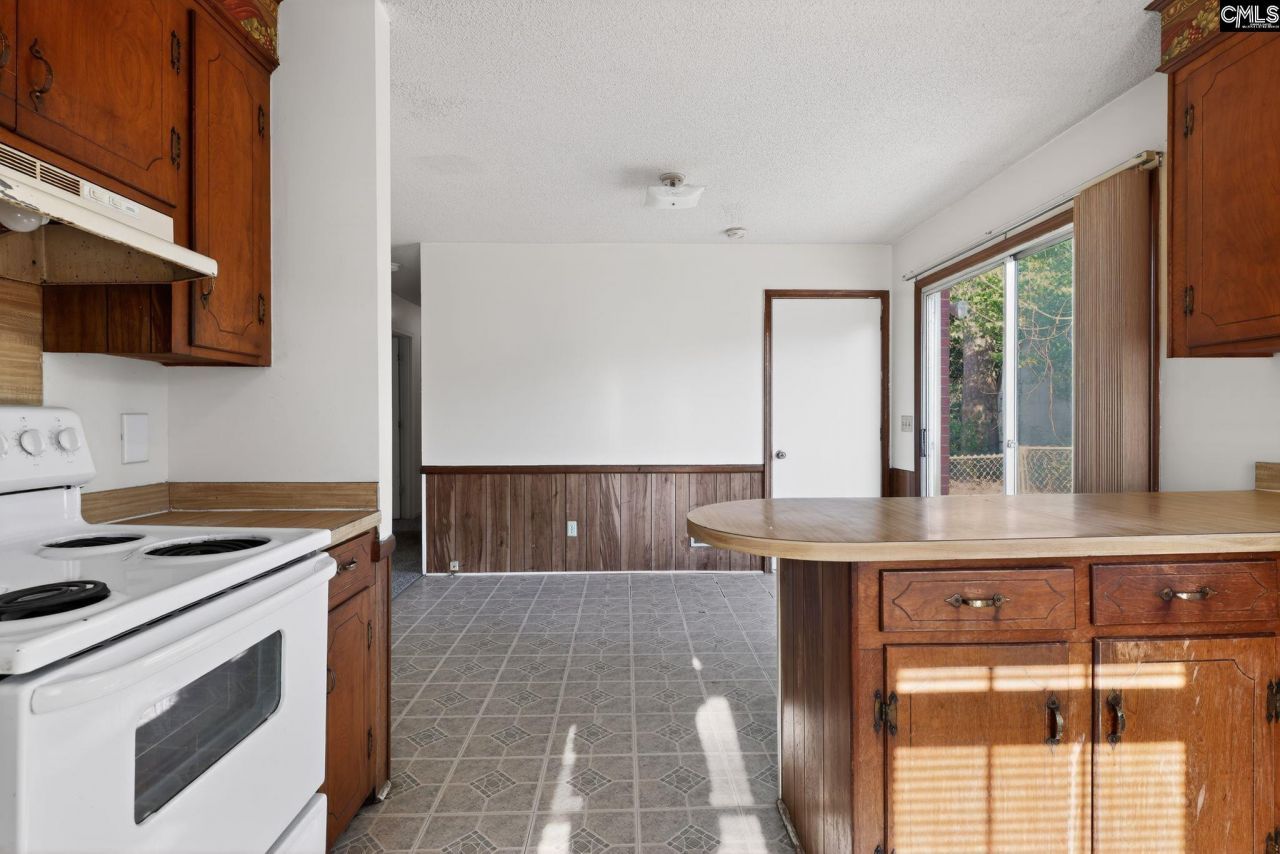 121 Gatlin Drive Photo 10