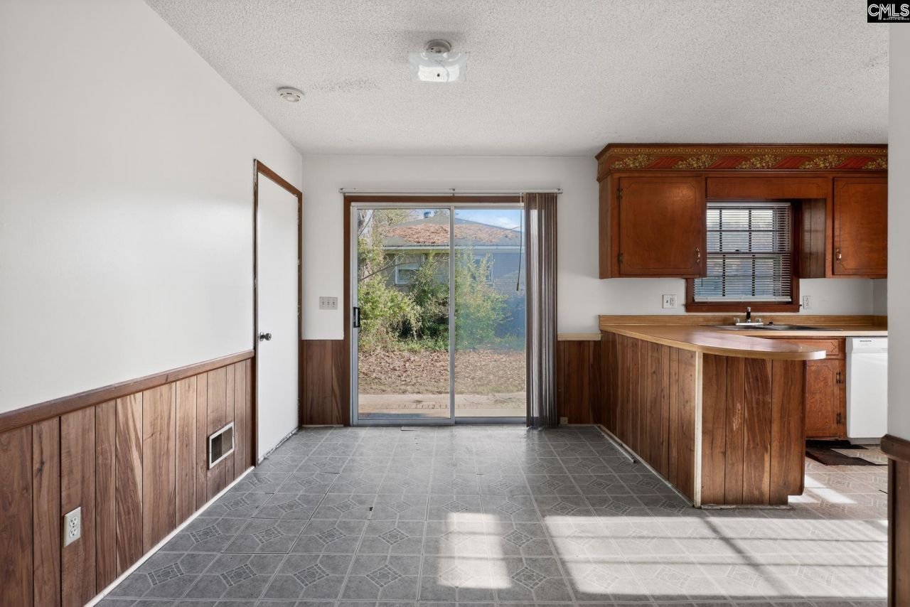 121 Gatlin Drive Photo 12