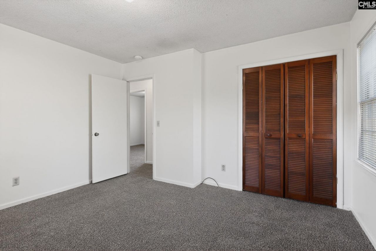 121 Gatlin Drive Photo 16