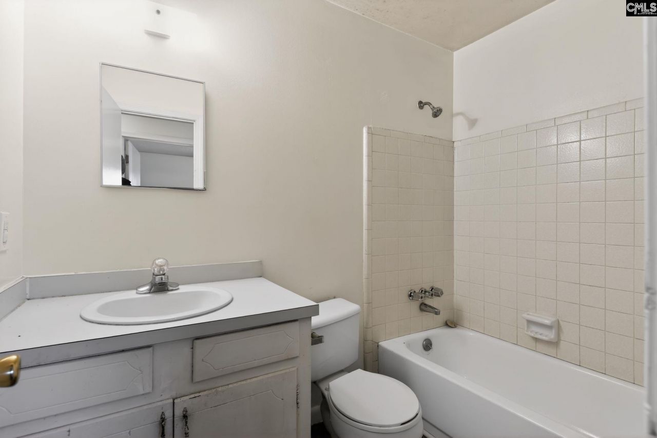 121 Gatlin Drive Photo 17