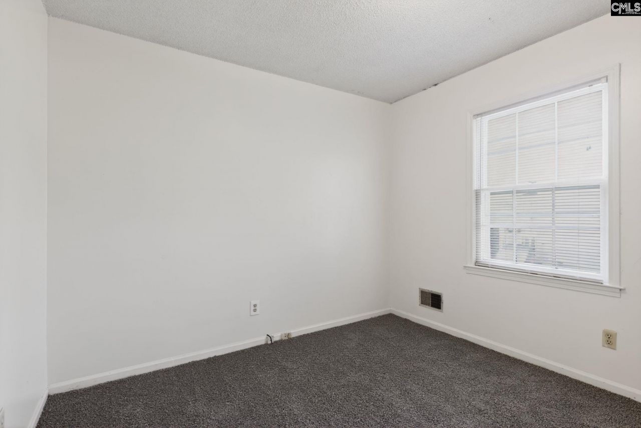 121 Gatlin Drive Photo 25