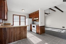 121 Gatlin Drive photo 4