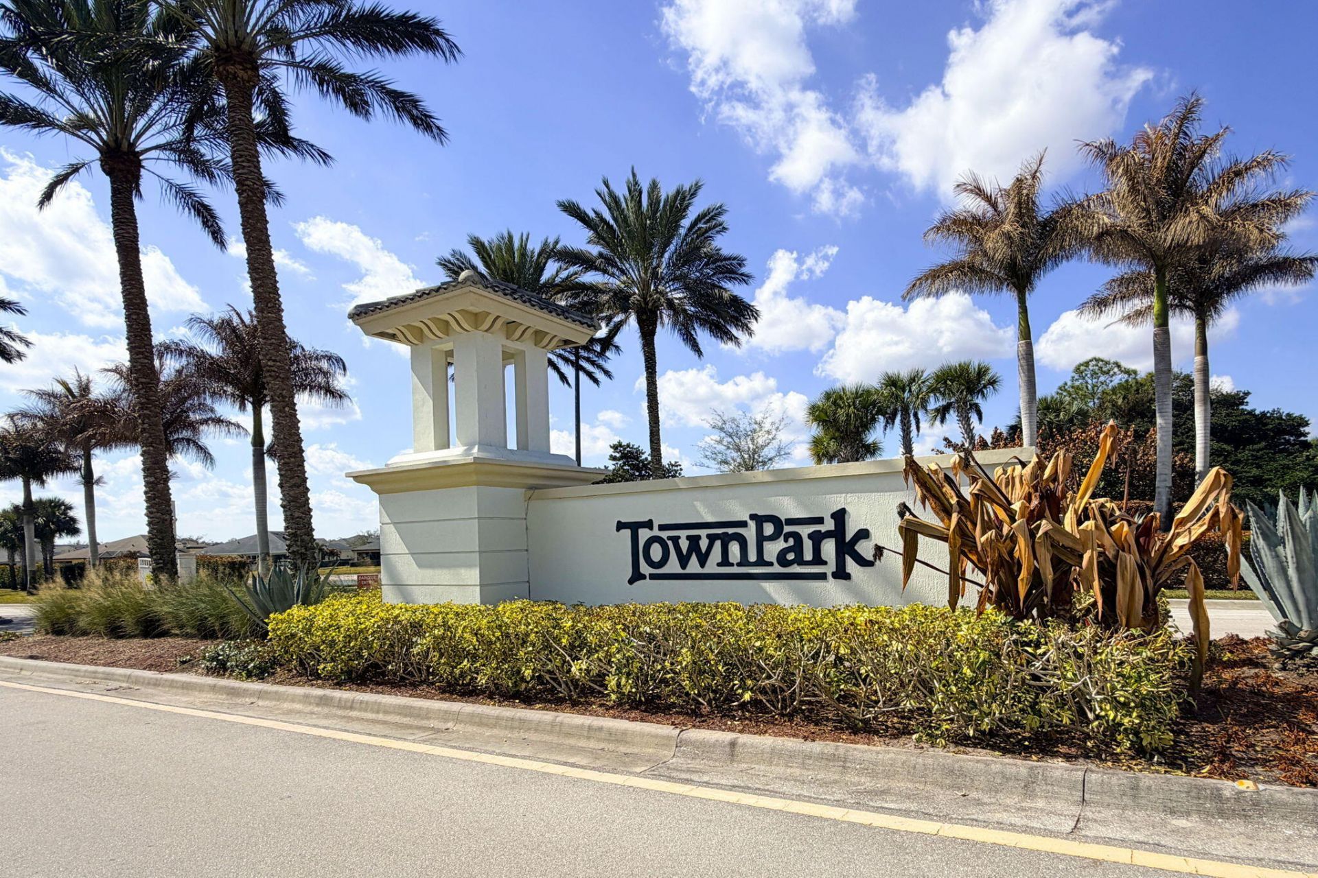 12932 SW Lake Fern Circle, Port Saint Lucie, FL 34987 Photo