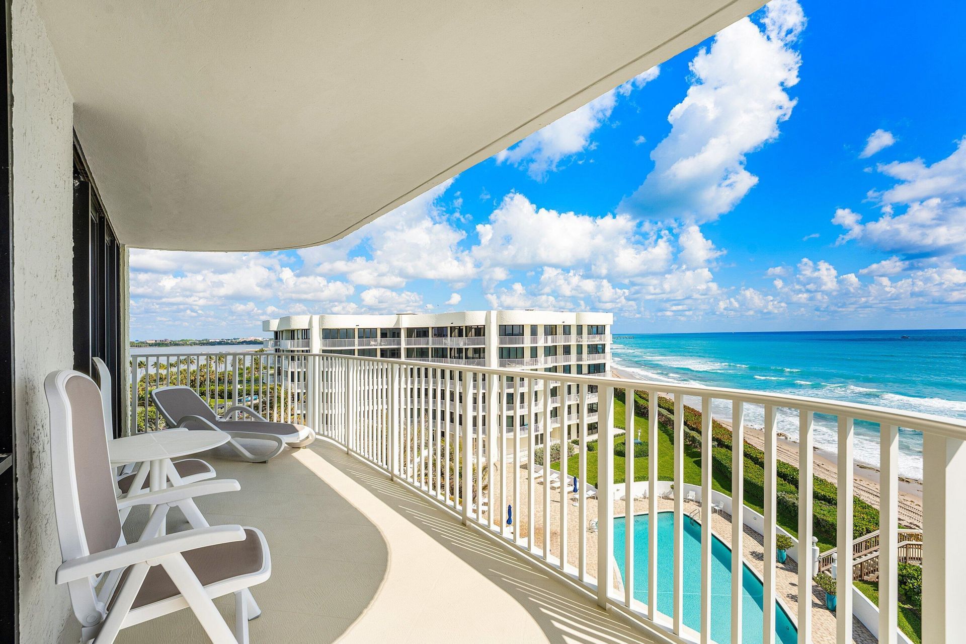 3360 S Ocean Boulevard, Palm Beach, FL 33480 Photo